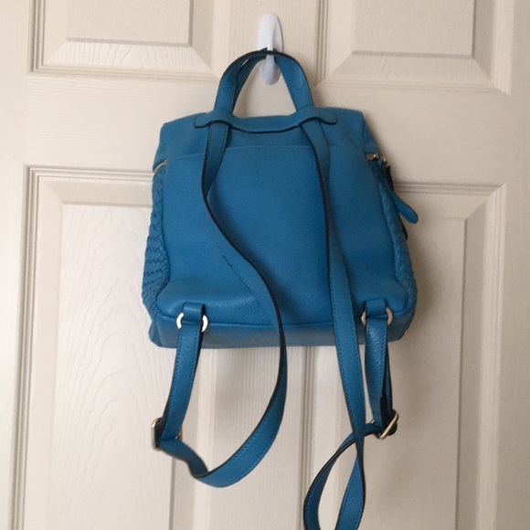 backpack - Picture 2 of 2